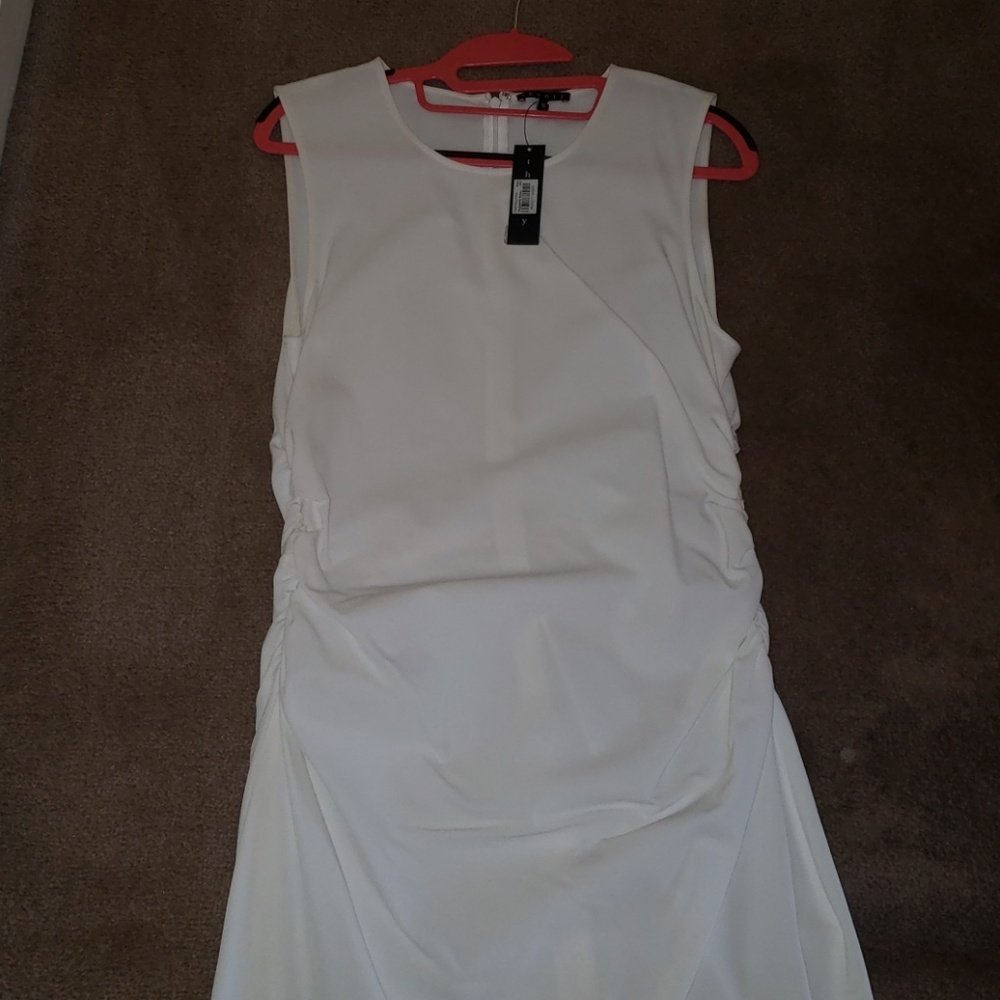 Theory ivory stretch side ruched sheath dress NWT